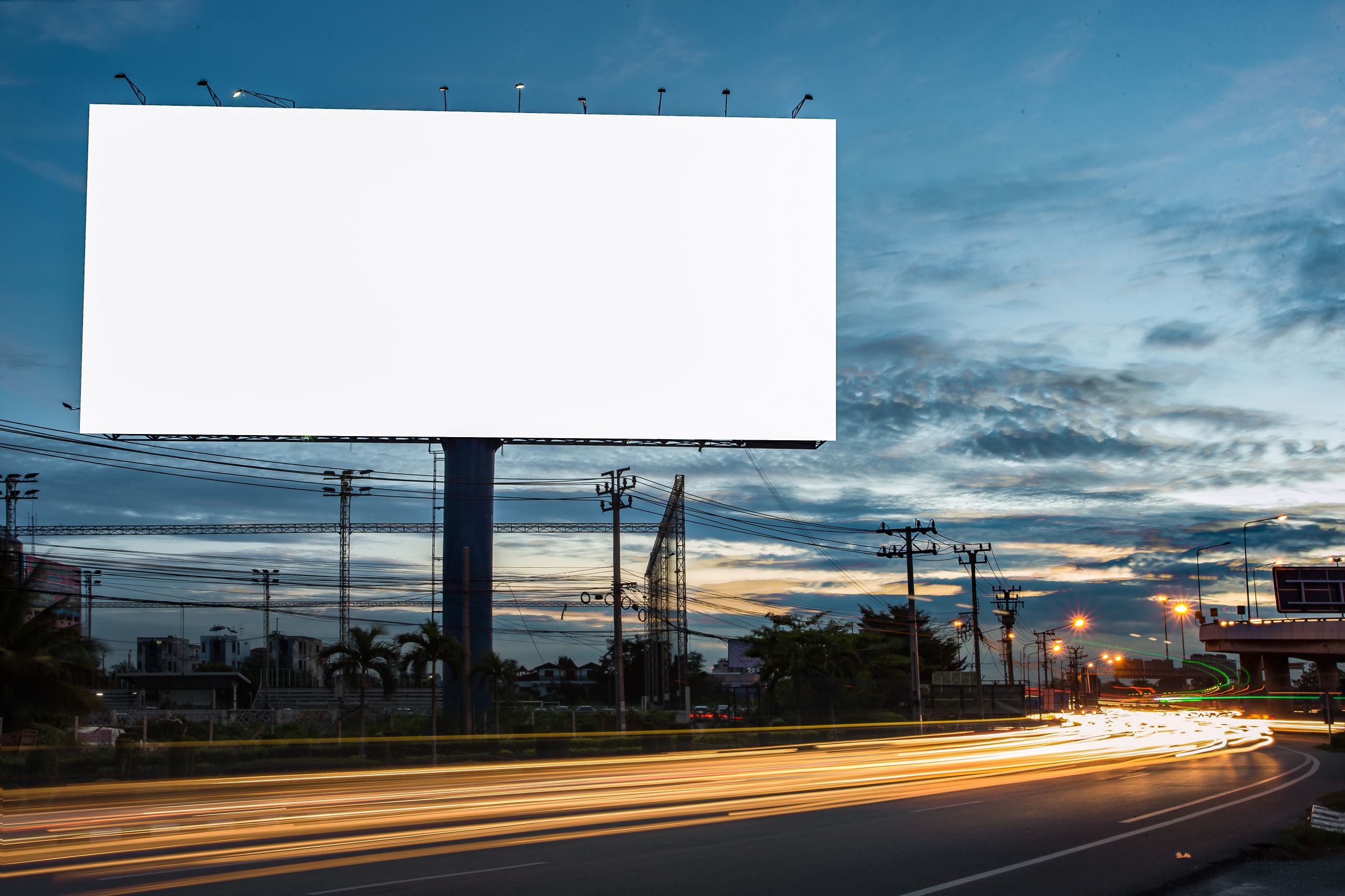 Outdoor Advertising Impact On ROI 11 Outdoor Advertising Options In Dubai & Uae. Check Rates & Availability